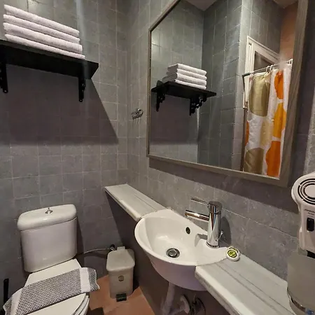 Okeania Seafront In Apartament *
