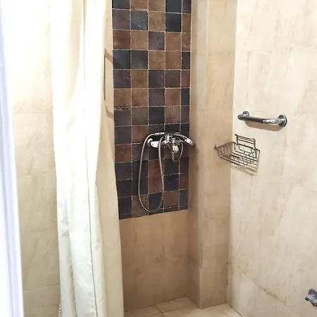 Apartman Okeania Seafront In *