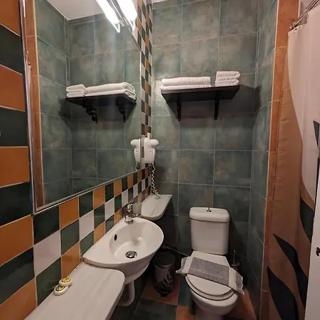 Apartman Okeania Seafront In Kaména Vúrla