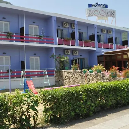 Okeania Seafront In דירה *