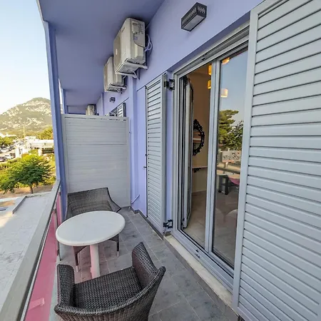 Apartamento Okeania Seafront In